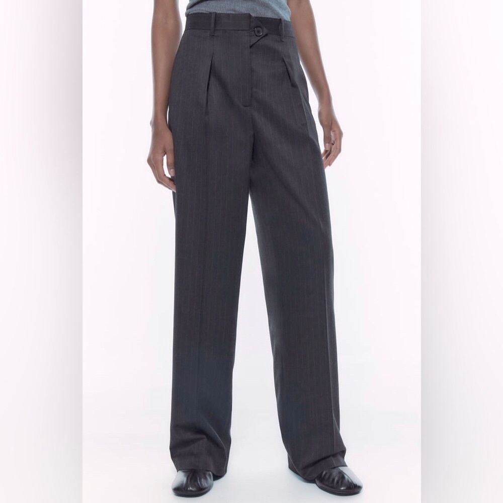 NWT 🆕ZARA Wool Blend PINSTRIPE MENSWEAR STYLE PANTS, SIZE XS, GRAY